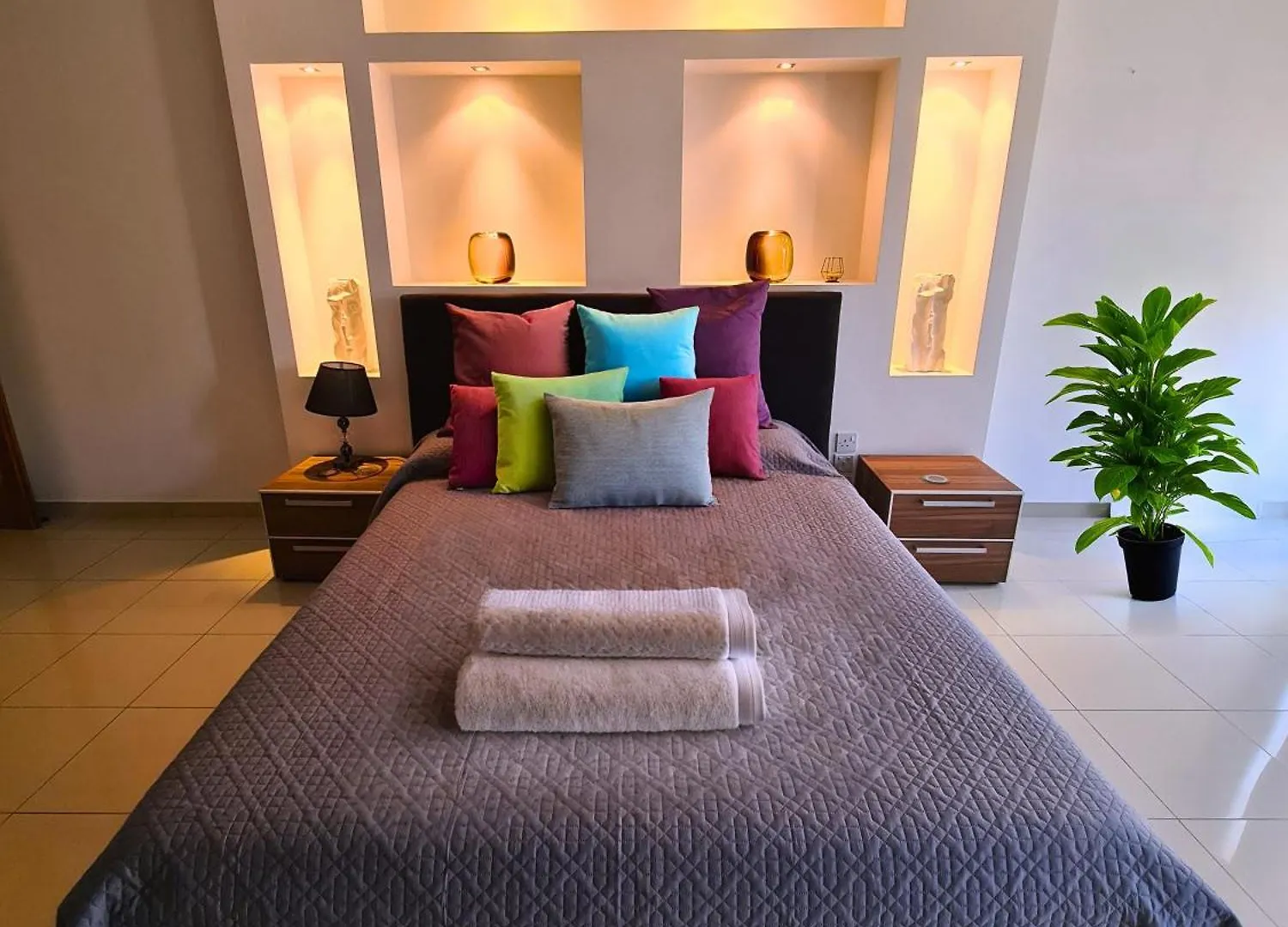 2 Bedroom Seafront Duplex Penthouse In The Heart Of Spinola Bay Saint Julian's
